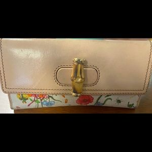 Gucci Authentic Bamboo turnlock wallet